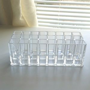 Lipstick/lip gloss holder